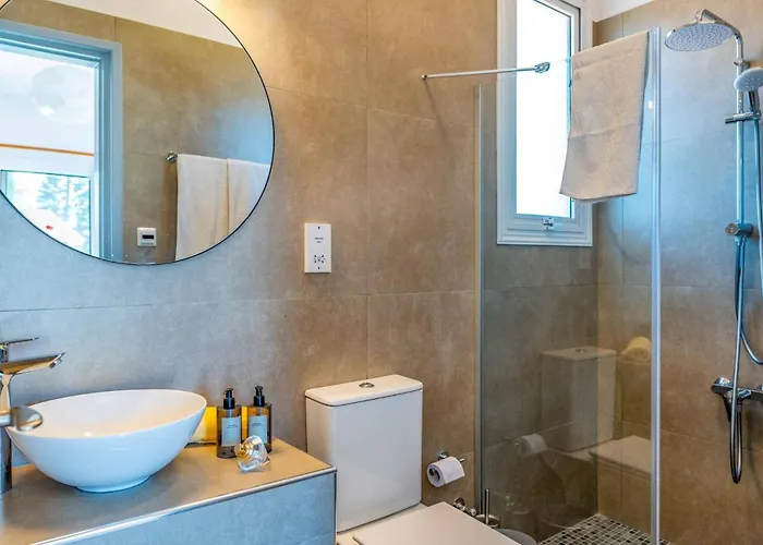 Frida By ヴィラ *